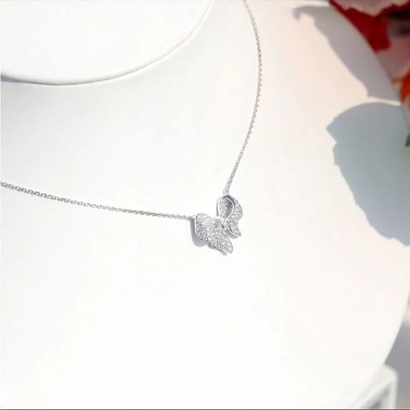 925 Sterling Silver Diamond  Bow Pendant Necklace New in Gift Box - Picture 4 of 7